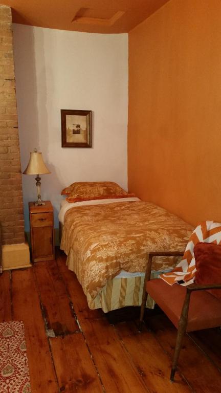 Jade Blue B&B Montreal Room photo