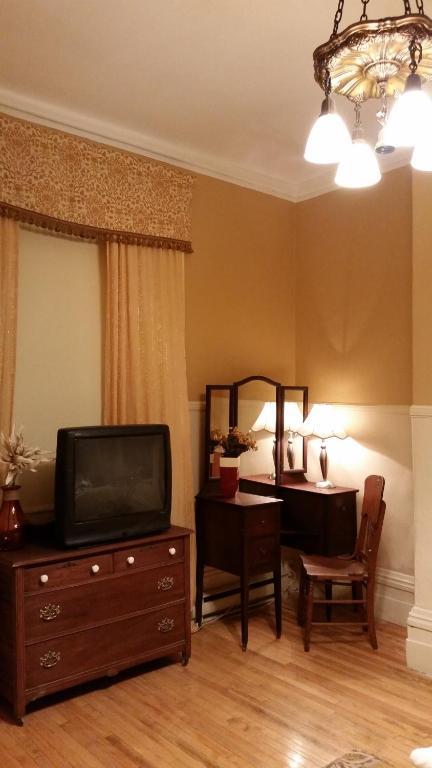 Jade Blue B&B Montreal Room photo