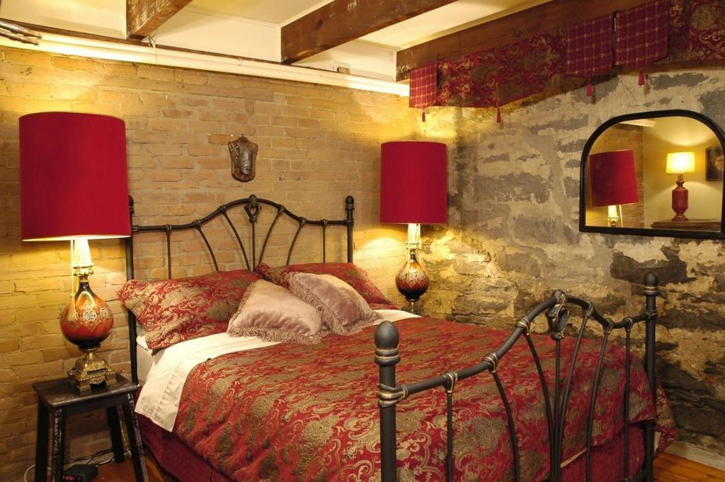 Jade Blue B&B Montreal Room photo